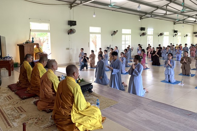 Last day of Summer Retreat 2022 at Dong Cao Pagoda