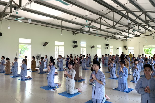 Last day of Summer Retreat 2022 at Dong Cao Pagoda