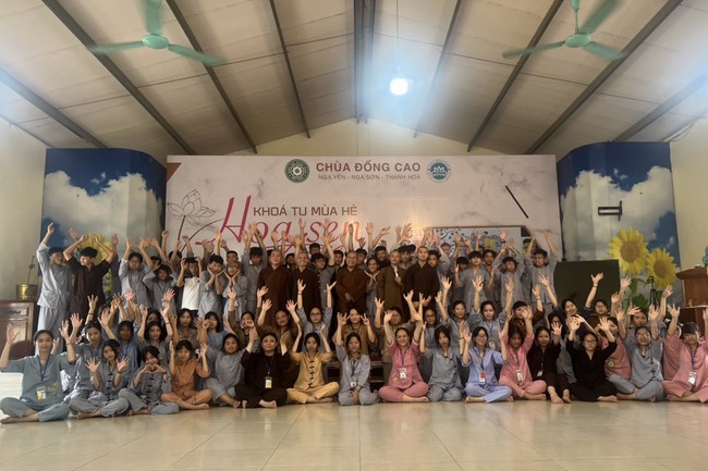 Last day of Summer Retreat 2022 at Dong Cao Pagoda