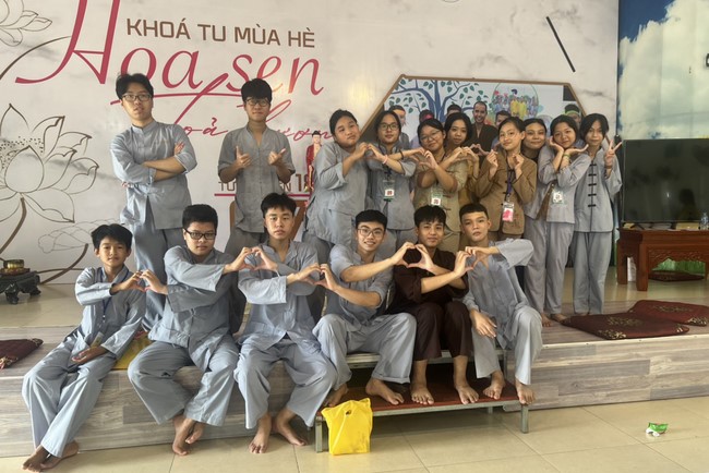 Last day of Summer Retreat 2022 at Dong Cao Pagoda