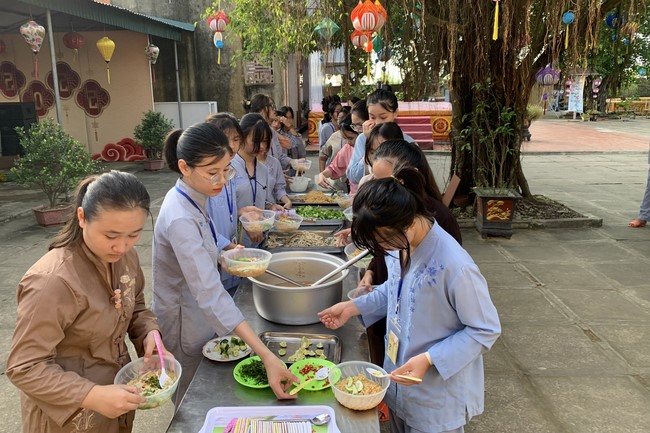 Last day of Summer Retreat 2022 at Dong Cao Pagoda