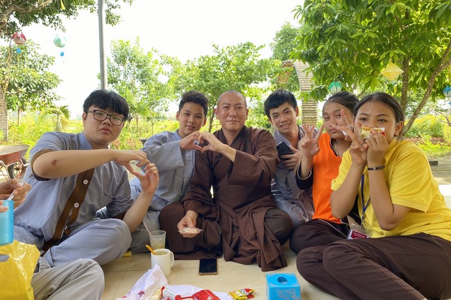 Last day of Summer Retreat 2022 at Dong Cao Pagoda