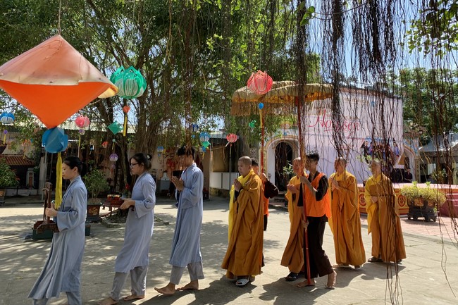 Last day of Summer Retreat 2022 at Dong Cao Pagoda