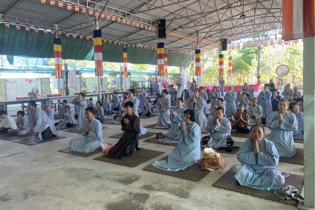 The birthday of Bodhisattva Avalokitesvara at Cambodia Hoằng Pháp Pagoda
