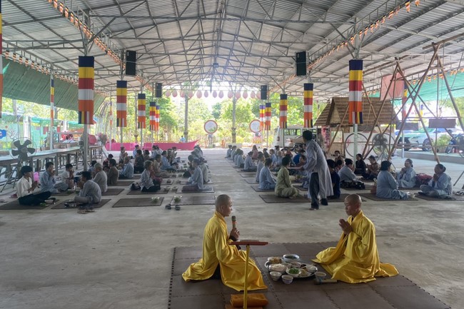 The birthday of Bodhisattva Avalokitesvara at Cambodia Hoằng Pháp Pagoda