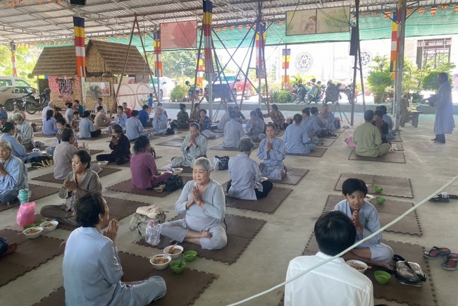 The birthday of Bodhisattva Avalokitesvara at Cambodia Hoằng Pháp Pagoda