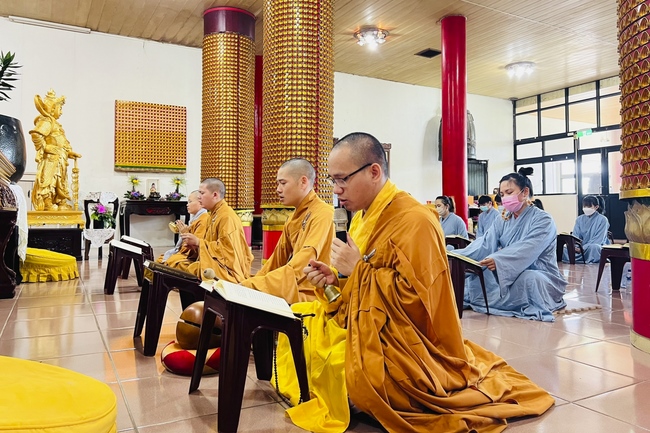Assembly for anniversary Bodhisattva Avalokitesvara at Linh An Pagoda