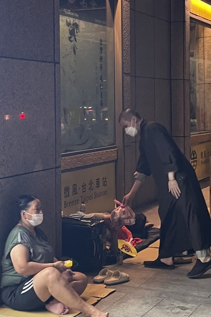 Assembly for anniversary Bodhisattva Avalokitesvara at Linh An Pagoda