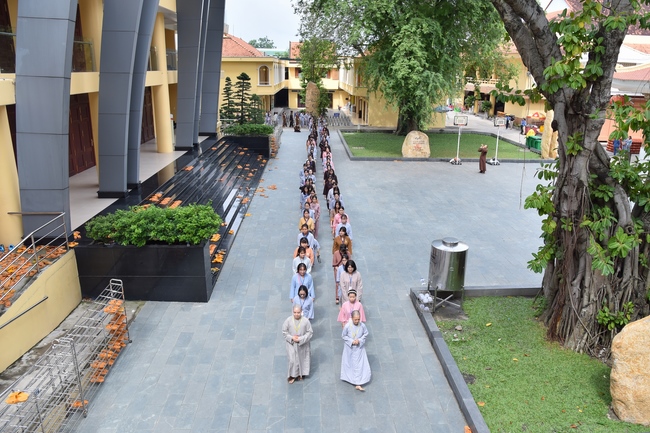 The first day of Summer Retreat 2022 at Hoang Phap Pagoda