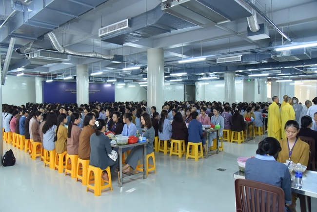 The first day of Summer Retreat 2022 at Hoang Phap Pagoda