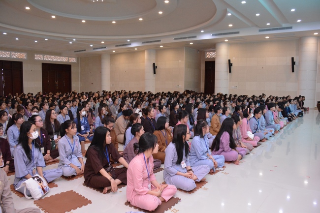The first day of Summer Retreat 2022 at Hoang Phap Pagoda