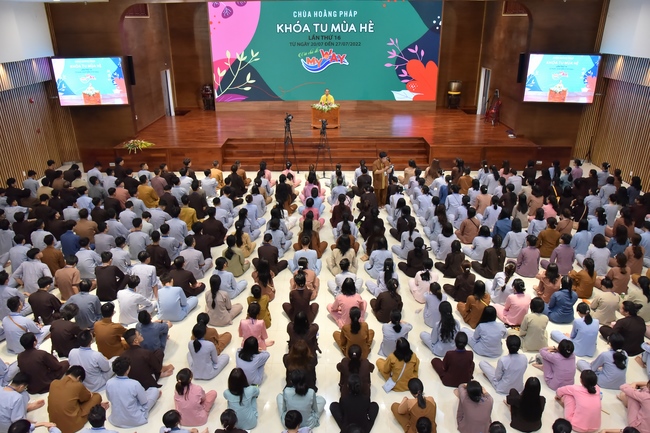 The first day of Summer Retreat 2022 at Hoang Phap Pagoda