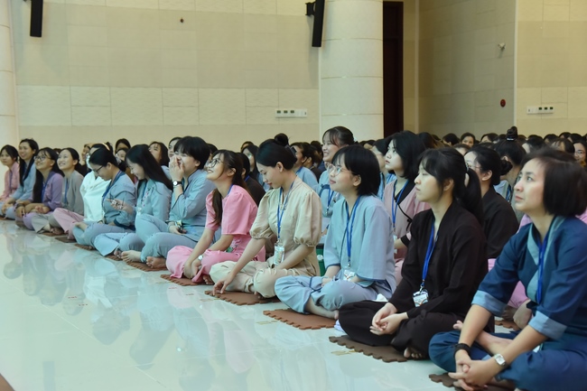 The first day of Summer Retreat 2022 at Hoang Phap Pagoda