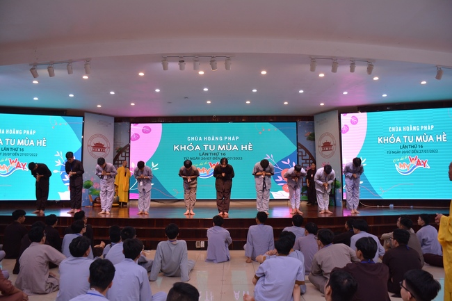 The first day of Summer Retreat 2022 at Hoang Phap Pagoda