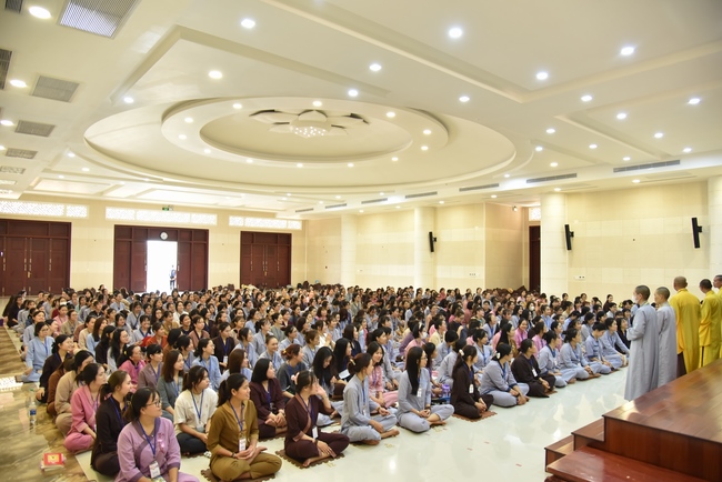 The first day of Summer Retreat 2022 at Hoang Phap Pagoda