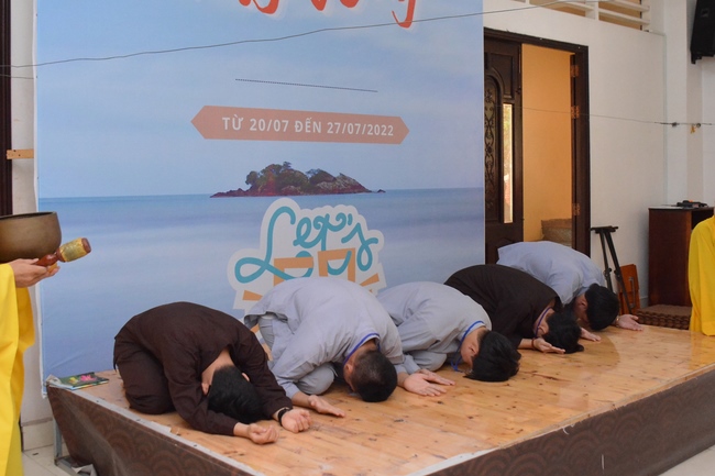 The first day of Summer Retreat 2022 at Hoang Phap Pagoda