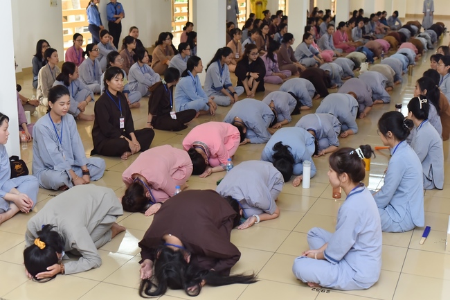 The first day of Summer Retreat 2022 at Hoang Phap Pagoda