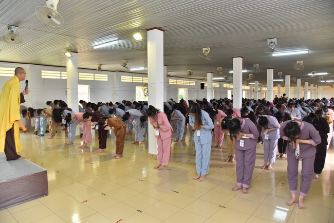 The first day of Summer Retreat 2022 at Hoang Phap Pagoda