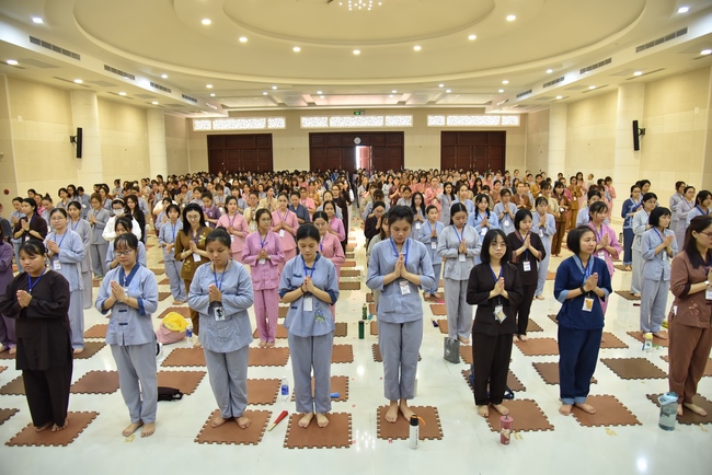 The first day of Summer Retreat 2022 at Hoang Phap Pagoda