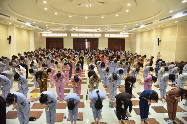 The first day of Summer Retreat 2022 at Hoang Phap Pagoda