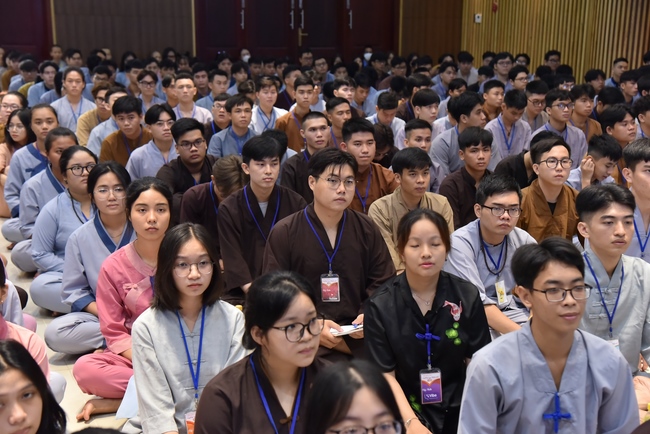 Second day of Summer Retreat 2022 at Hoang Phap Pagoda