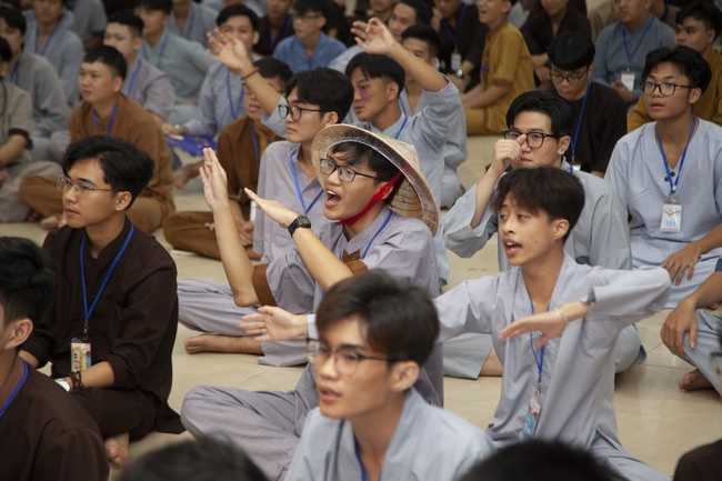 Second day of Summer Retreat 2022 at Hoang Phap Pagoda