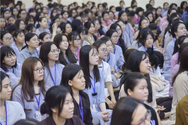Second day of Summer Retreat 2022 at Hoang Phap Pagoda