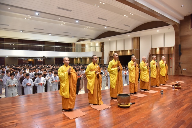 Second day of Summer Retreat 2022 at Hoang Phap Pagoda
