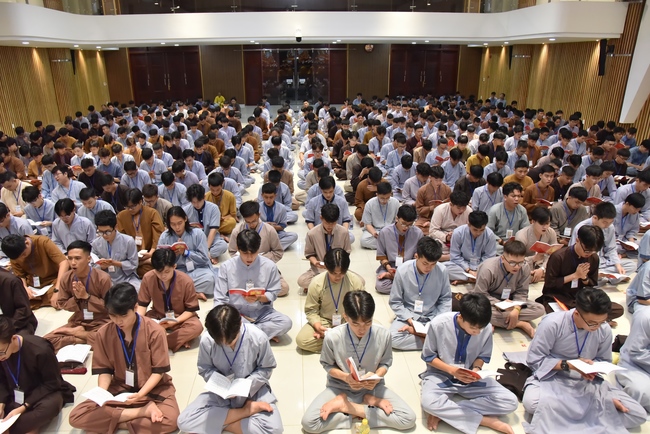 Second day of Summer Retreat 2022 at Hoang Phap Pagoda