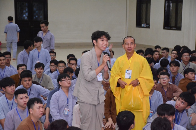 Third day of Summer Retreat 2022 at Hoang Phap Pagoda