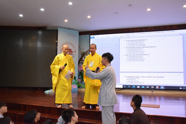 Third day of Summer Retreat 2022 at Hoang Phap Pagoda