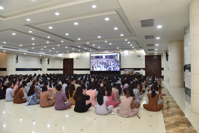 Third day of Summer Retreat 2022 at Hoang Phap Pagoda