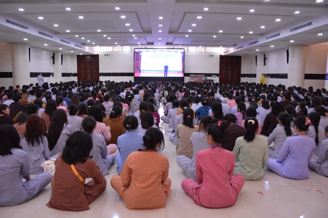 Third day of Summer Retreat 2022 at Hoang Phap Pagoda
