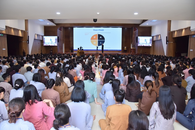 Third day of Summer Retreat 2022 at Hoang Phap Pagoda