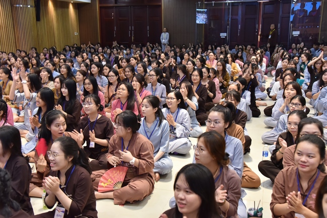 Third day of Summer Retreat 2022 at Hoang Phap Pagoda