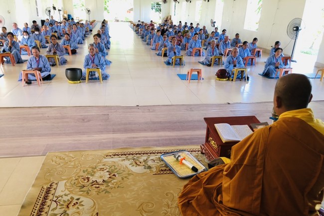 Chùa Đống Cao: Khóa tu Niệm Phật một ngày