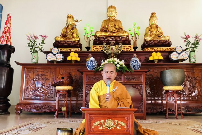 Chùa Đống Cao: Khóa tu Niệm Phật một ngày