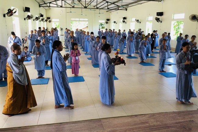 Chùa Đống Cao: Khóa tu Niệm Phật một ngày