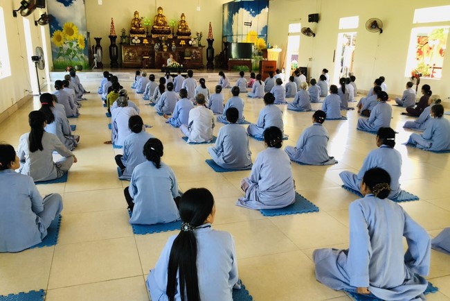 Chùa Đống Cao: Khóa tu Niệm Phật một ngày