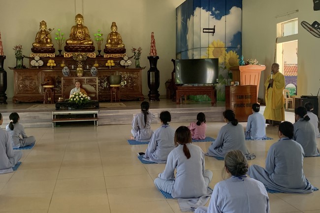 Chùa Đống Cao: Khóa tu Niệm Phật một ngày