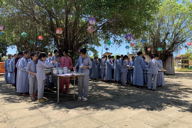 Chùa Đống Cao: Khóa tu Niệm Phật một ngày