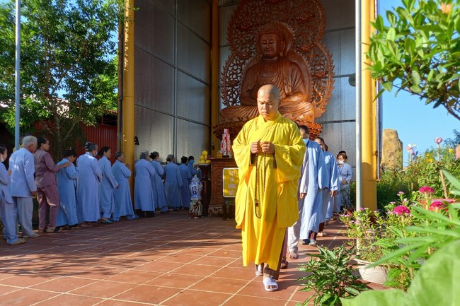 Chùa Đống Cao: Khóa tu Niệm Phật một ngày