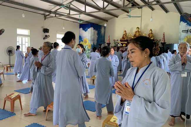 Chùa Đống Cao: Khóa tu Niệm Phật một ngày