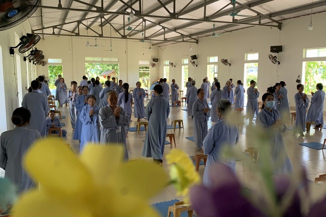 Chùa Đống Cao: Khóa tu Niệm Phật một ngày