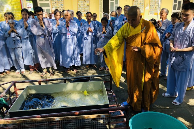 Chùa Đống Cao: Khóa tu Niệm Phật một ngày