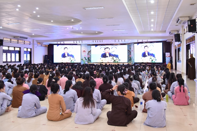 Fourth day of Summer Retreat 2022 at Hoang Phap Pagoda