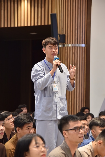 Fourth day of Summer Retreat 2022 at Hoang Phap Pagoda