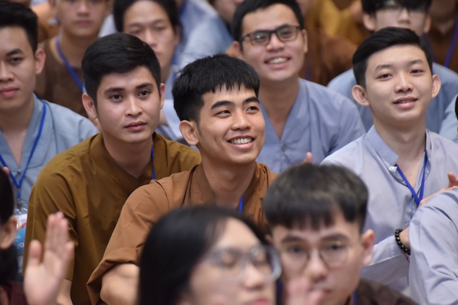 Fourth day of Summer Retreat 2022 at Hoang Phap Pagoda