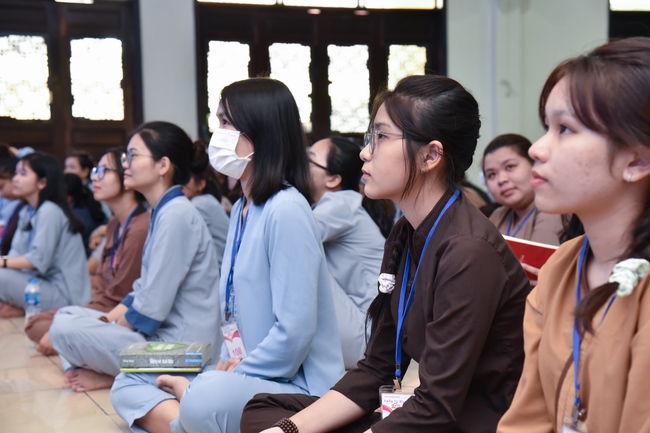 Fourth day of Summer Retreat 2022 at Hoang Phap Pagoda
