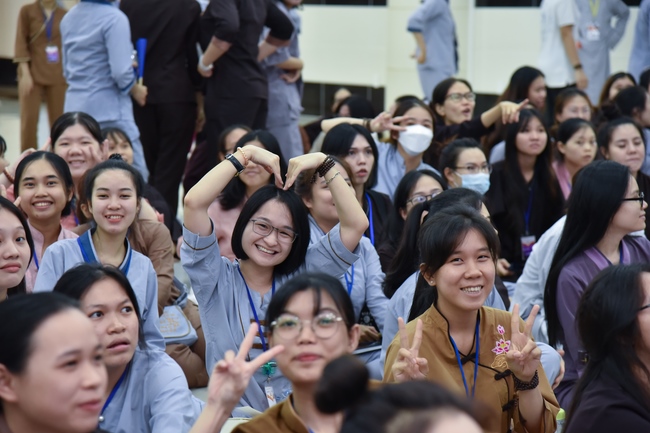 Fourth day of Summer Retreat 2022 at Hoang Phap Pagoda